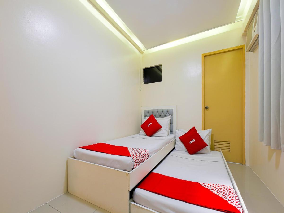 Oyo 783 Freemont Place Paranaque City Bagian luar foto